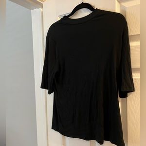 Shirt sleeve mock neck ribbed stretch shirt